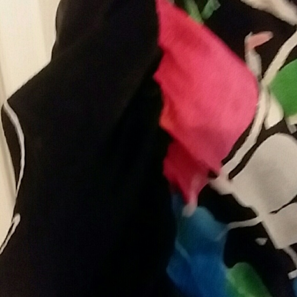 Top - Picture 4 of 7